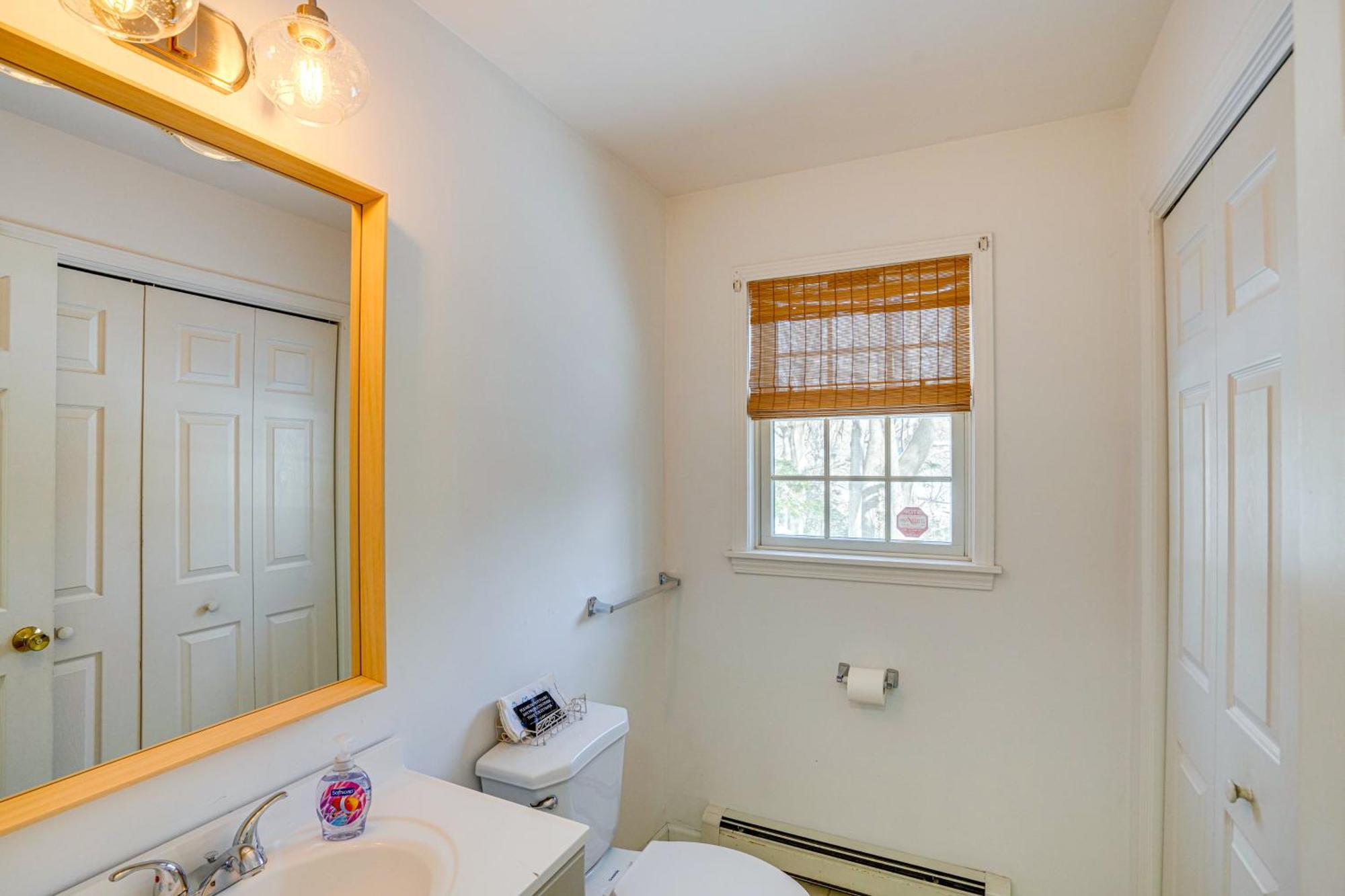 Private Guest House In Dtwn Lenox, Walk To Dining! المظهر الخارجي الصورة