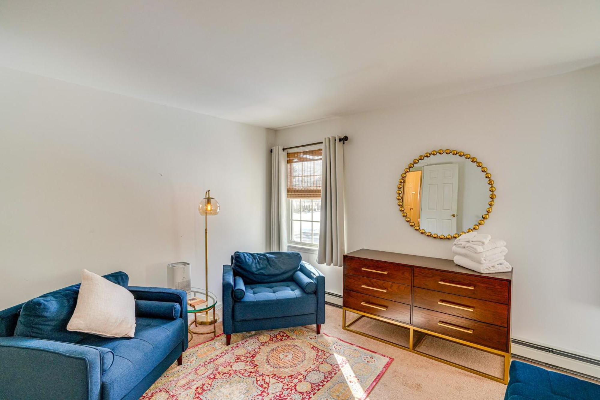 Private Guest House In Dtwn Lenox, Walk To Dining! المظهر الخارجي الصورة