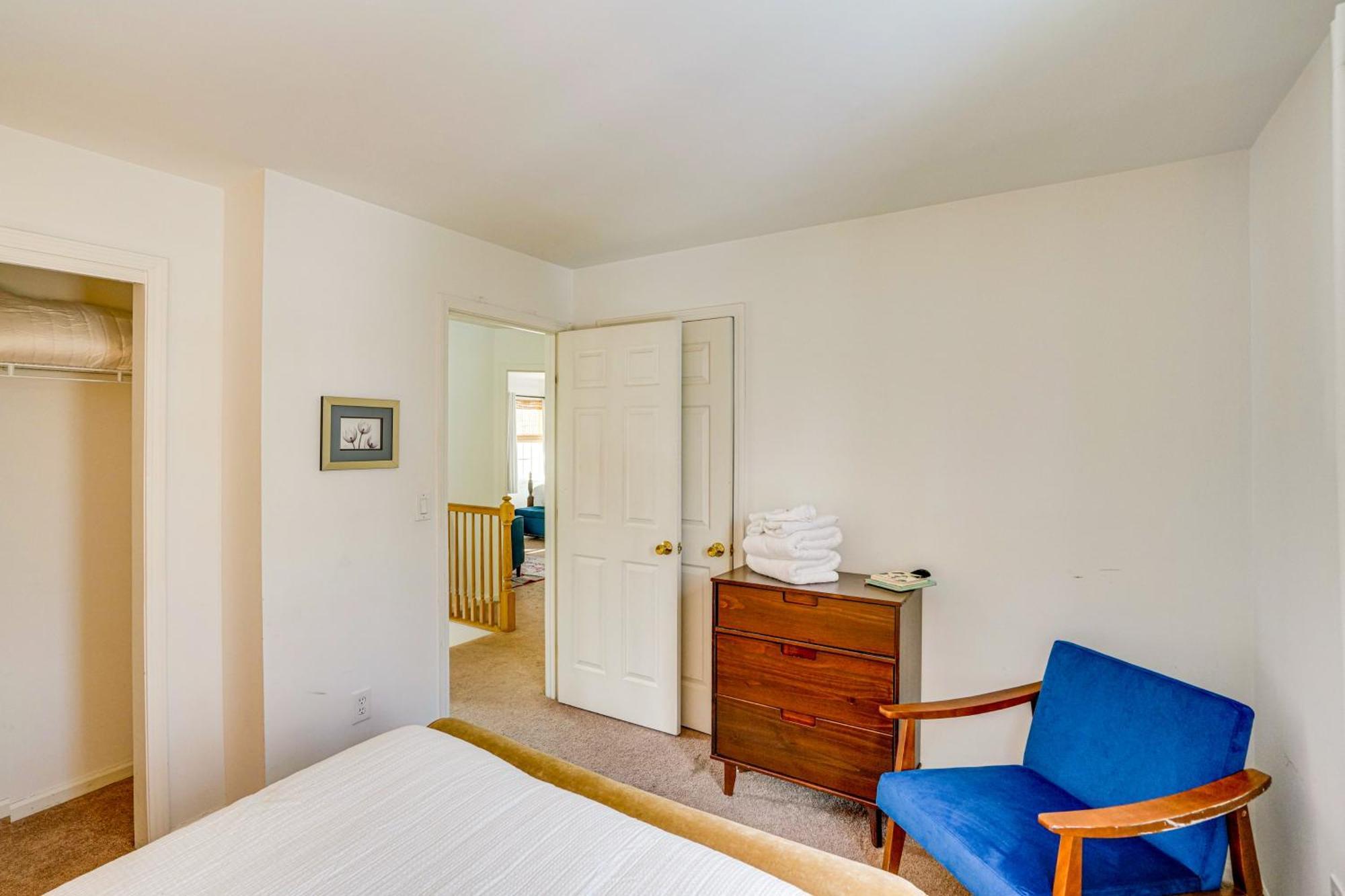 Private Guest House In Dtwn Lenox, Walk To Dining! المظهر الخارجي الصورة